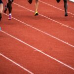 people running on race track